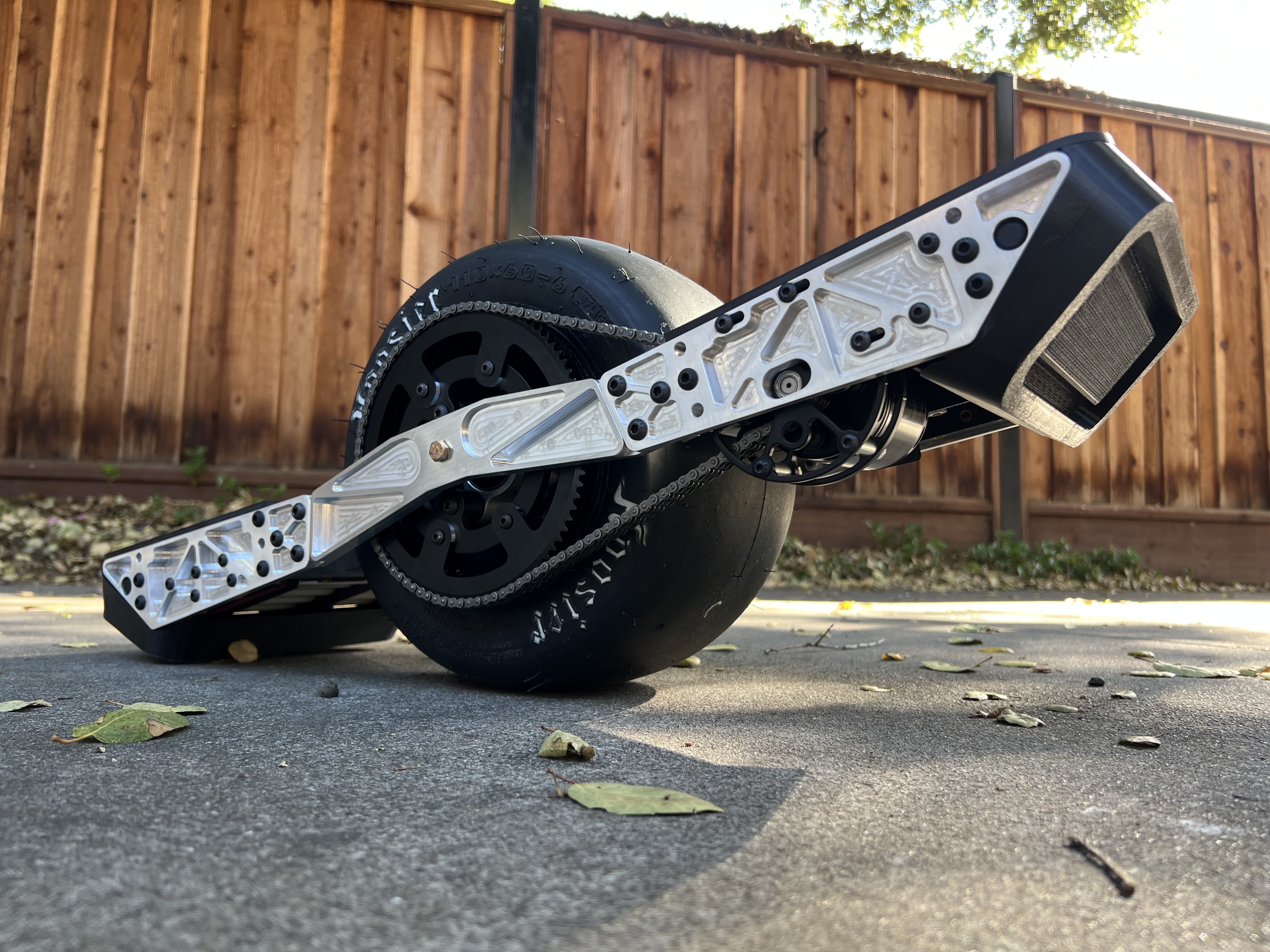 One Wheeled Electric Skateboard v2